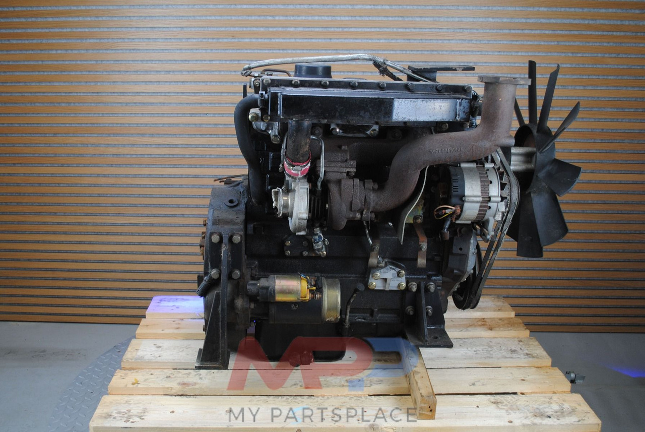 Perkins Perkins 1004 turbo AA-AB 1004.4 - Engine: picture 4 Perkins Perkins 1004 turbo AA-AB 1004.4 - Engine: picture 4