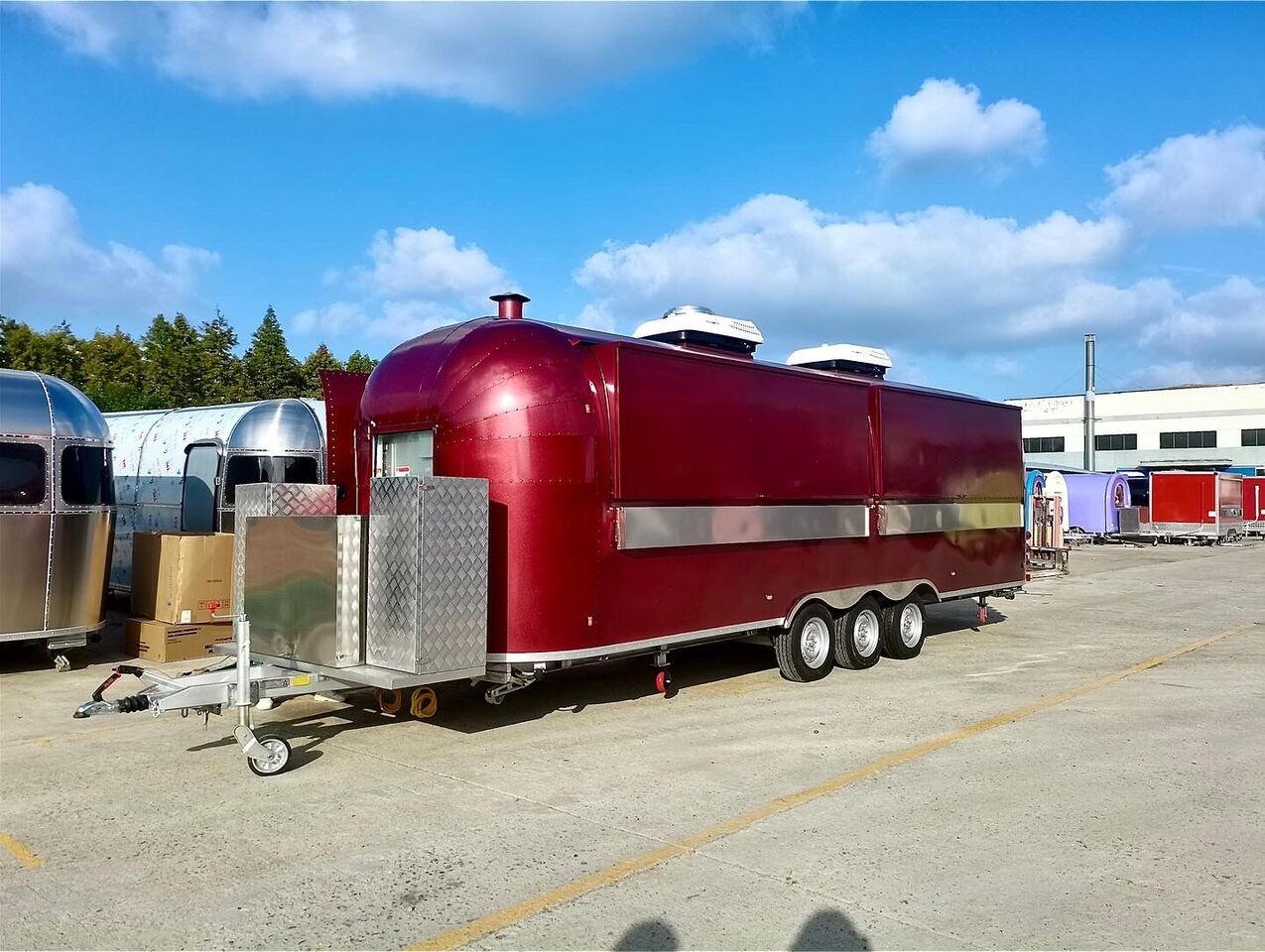 ERZODA Airstream trailer | pizza trailer | coffee trailer | food truck - Vending trailer: picture 5 ERZODA Airstream trailer | pizza trailer | coffee trailer | food truck - Vending trailer: picture 5