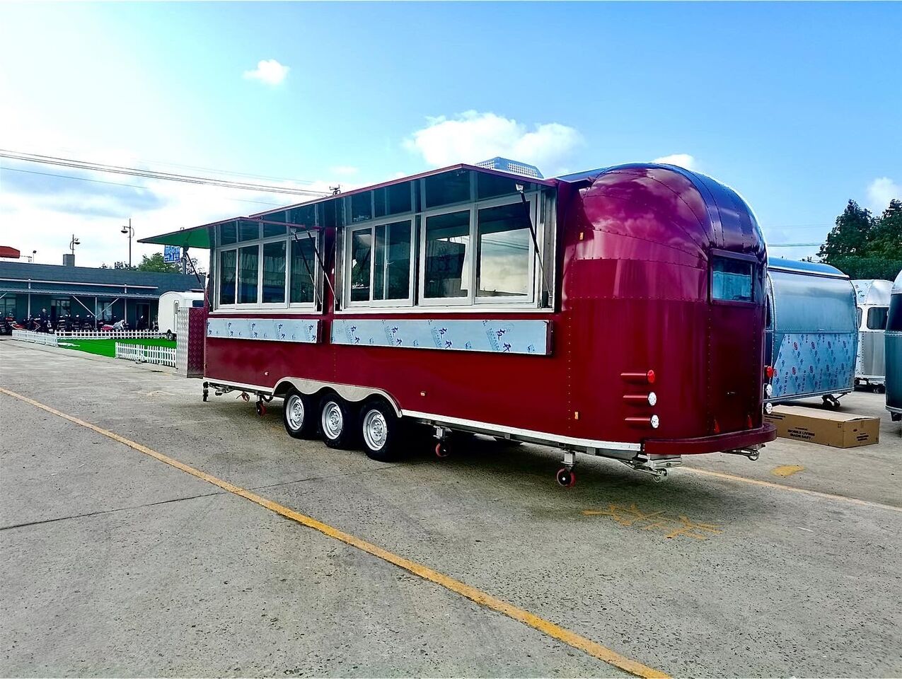 ERZODA Airstream trailer | pizza trailer | coffee trailer | food truck - Vending trailer: picture 3 ERZODA Airstream trailer | pizza trailer | coffee trailer | food truck - Vending trailer: picture 3