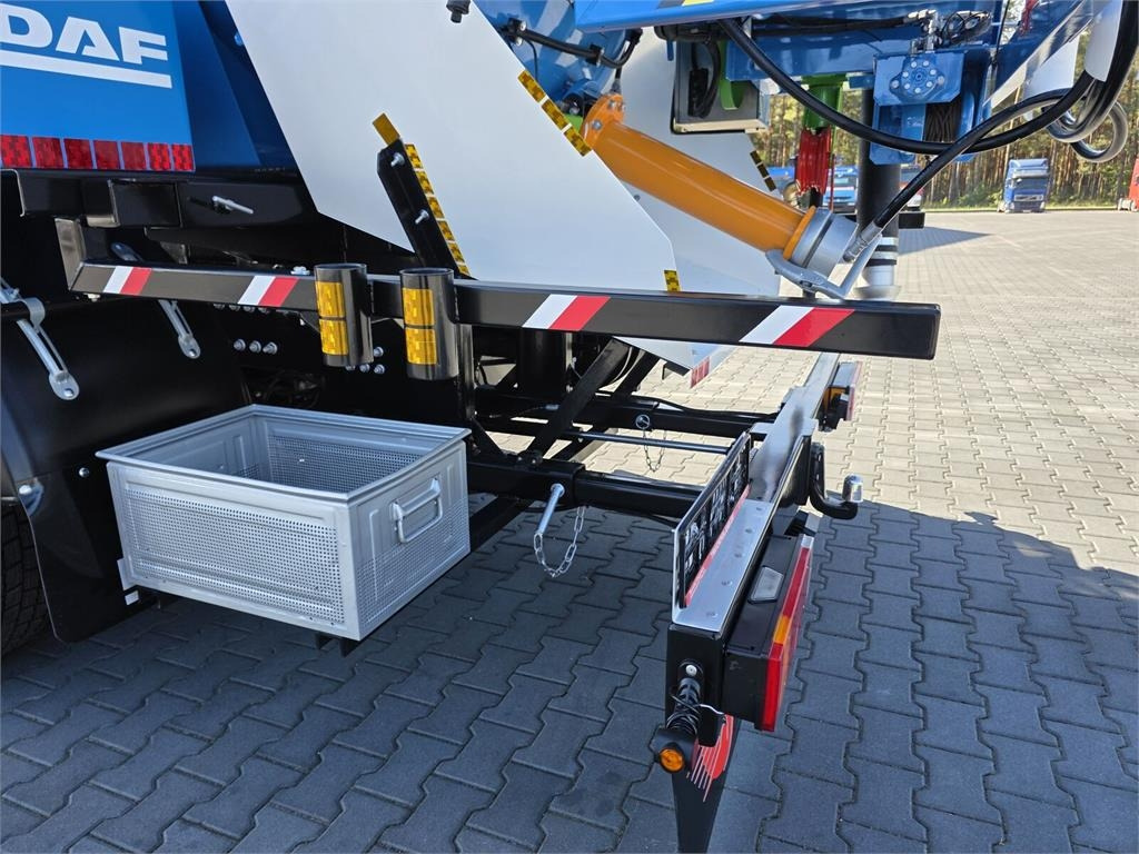 Vacuum truck DAF WUKO KROLL 2 x URACA KOMBI FOR SEWER CLEANING: picture 17