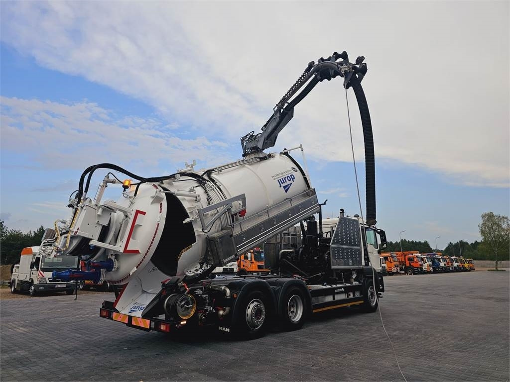 MAN JUROP VJC9 / 5 2010 WUKO for collecting liquid was - Vacuum truck: picture 1 MAN JUROP VJC9 / 5 2010 WUKO for collecting liquid was - Vacuum truck: picture 1