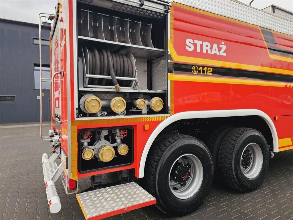 Fire truck MAN TGS 26.440 6x6 9500 l water + 950 foam Stolarczyk: picture 27