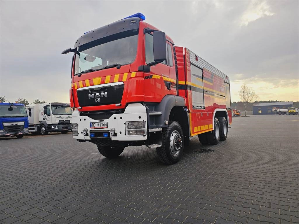 MAN TGS 26.440 6x6 9500 l water + 950 foam Stolarczyk - Fire truck: picture 1 MAN TGS 26.440 6x6 9500 l water + 950 foam Stolarczyk - Fire truck: picture 1