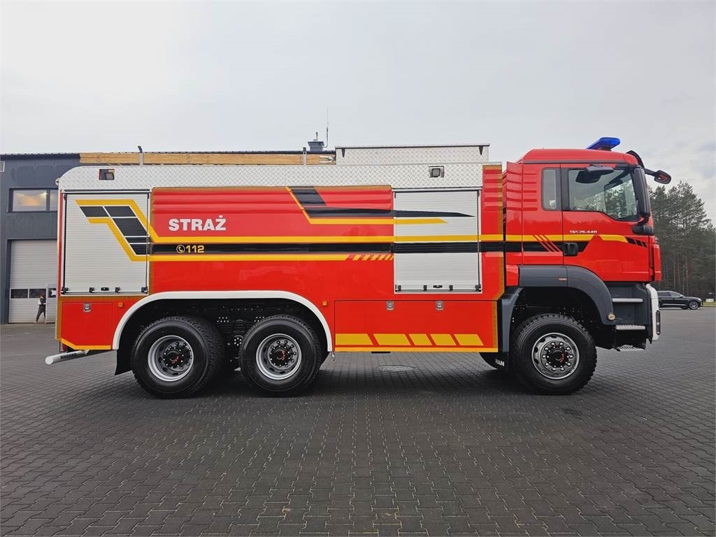 Fire truck MAN TGS 26.440 6x6 9500 l water + 950 foam Stolarczyk: picture 5