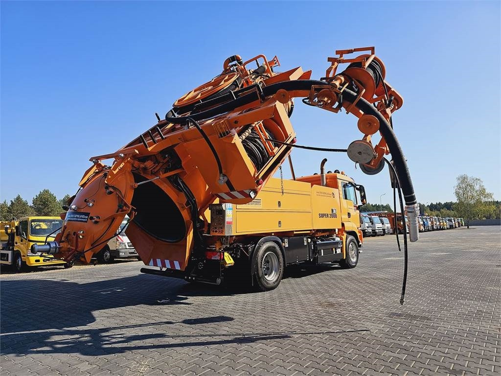 MAN Wiedemann SUPER 2000 4x2 WUKO RECYKLING for collec - Vacuum truck: picture 1 MAN Wiedemann SUPER 2000 4x2 WUKO RECYKLING for collec - Vacuum truck: picture 1