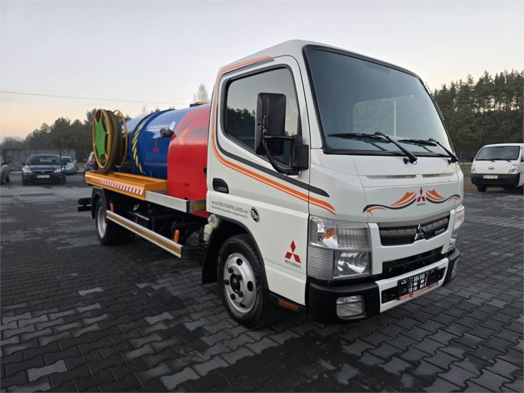 Mitsubishi ROM SMART COMBI WUKO HOT WATER FOR CLEANING SEWAGE - Vacuum truck: picture 2 Mitsubishi ROM SMART COMBI WUKO HOT WATER FOR CLEANING SEWAGE - Vacuum truck: picture 2