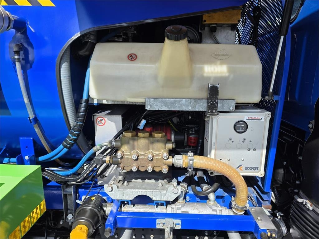Vacuum truck Mitsubishi ROM SMART COMBI WUKO HOT WATER FOR CLEANING SEWAGE: picture 23
