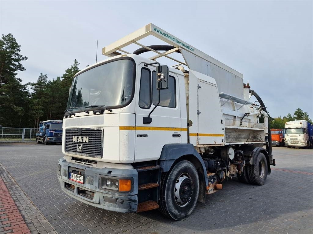 MAN WUKO MORO KOMBI FOR CHANNEL CLEANING - Municipal/ Special vehicle: picture 3 MAN WUKO MORO KOMBI FOR CHANNEL CLEANING - Municipal/ Special vehicle: picture 3