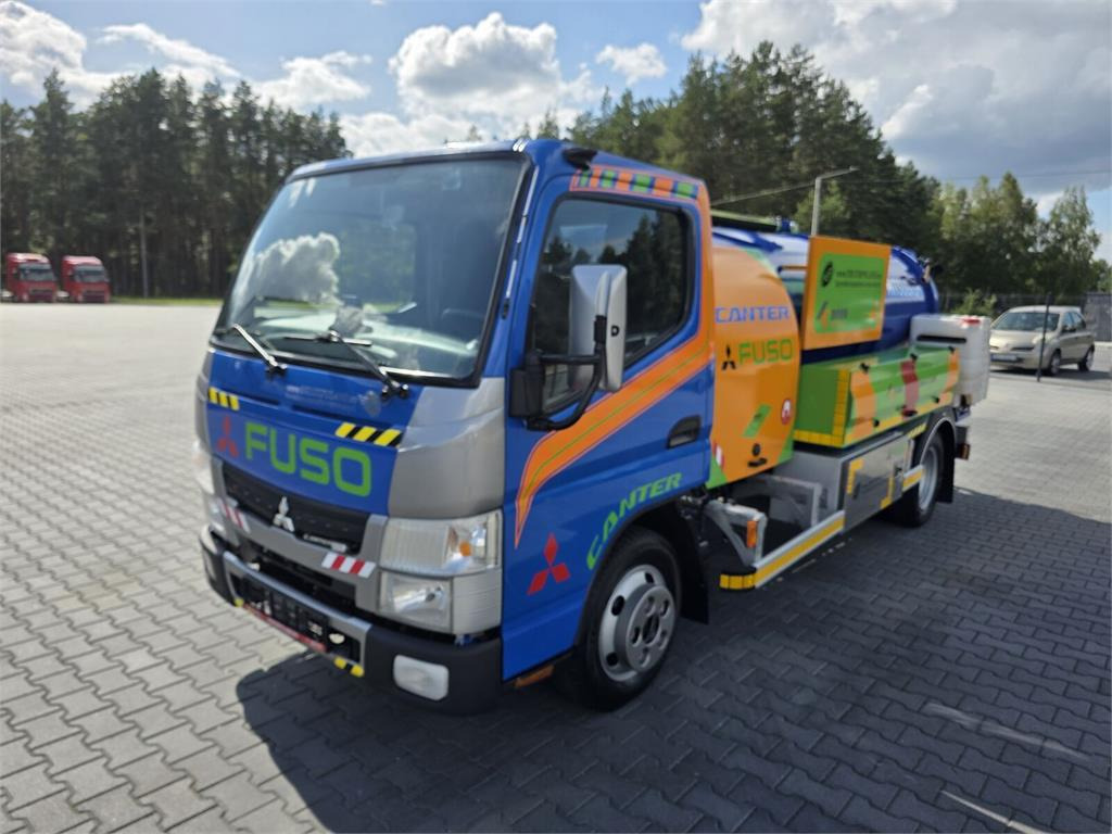 Mitsubishi ROM KOKS SMART COMBI WUKO HOT WATER FOR CLEANING S - Municipal/ Special vehicle: picture 3 Mitsubishi ROM KOKS SMART COMBI WUKO HOT WATER FOR CLEANING S - Municipal/ Special vehicle: picture 3