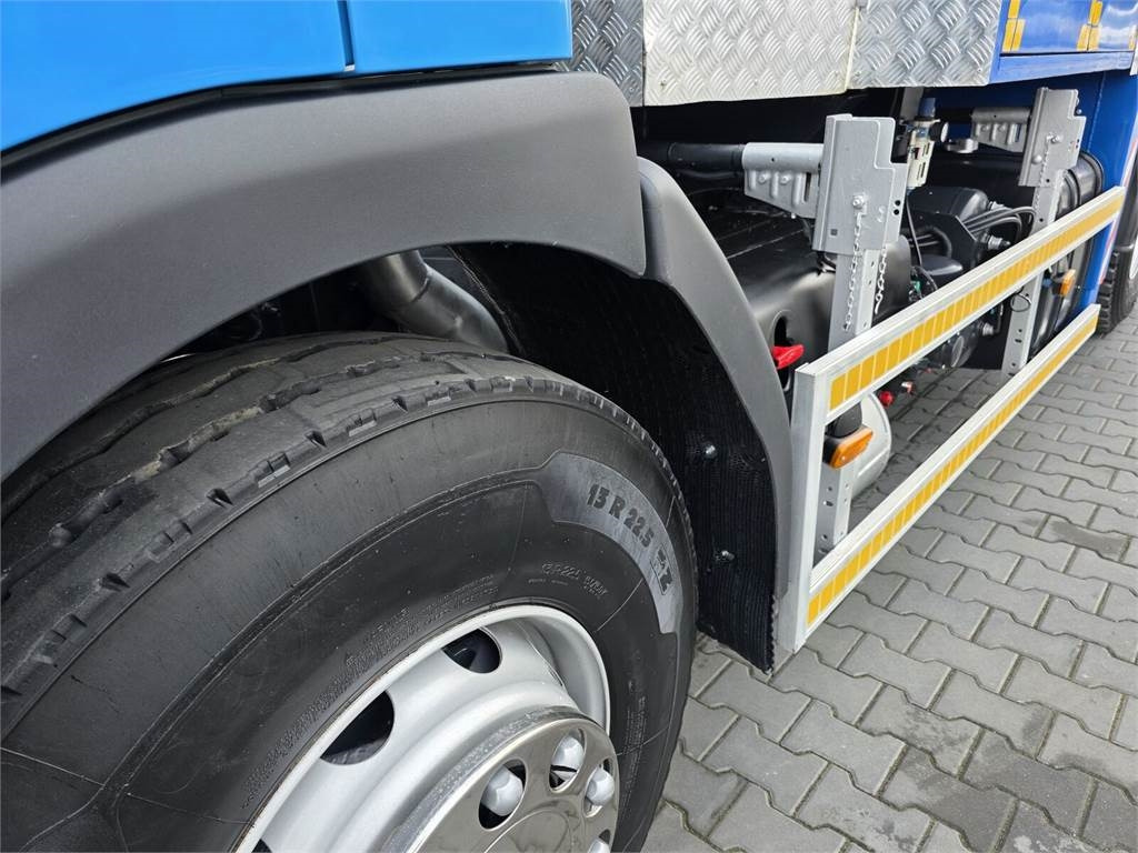 Vacuum truck Renault MTS DINO 3 Saugbagger vacuum cleaner excavator suc: picture 8 Vacuum truck Renault MTS DINO 3 Saugbagger vacuum cleaner excavator suc: picture 8