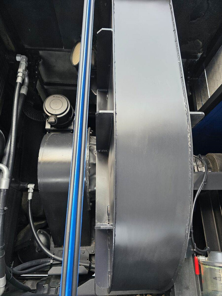 Vacuum truck Renault MTS DINO 3 Saugbagger vacuum cleaner excavator suc: picture 19 Vacuum truck Renault MTS DINO 3 Saugbagger vacuum cleaner excavator suc: picture 19