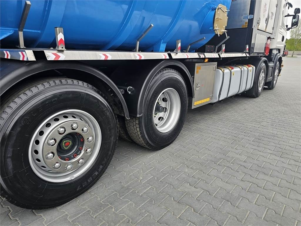 Vacuum truck Scania Disab Centurion P210/8 Vacuum suction loader: picture 11