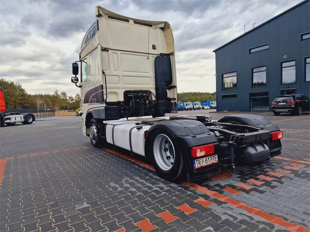 DAF XF 106 460 - Tractor unit: picture 3 DAF XF 106 460 - Tractor unit: picture 3
