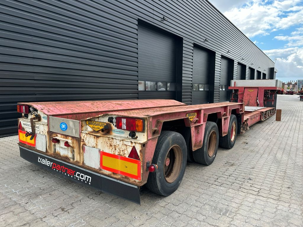 Broshuis Tiefbett / ausziehbar / 2 x verlängerungsträger Broshuis Tiefbett / ausziehbar / 2 x verlängerungsträger - Low loader semi-trailer: picture 3 Broshuis Tiefbett / ausziehbar / 2 x verlängerungsträger Broshuis Tiefbett / ausziehbar / 2 x verlängerungsträger - Low loader semi-trailer: picture 3