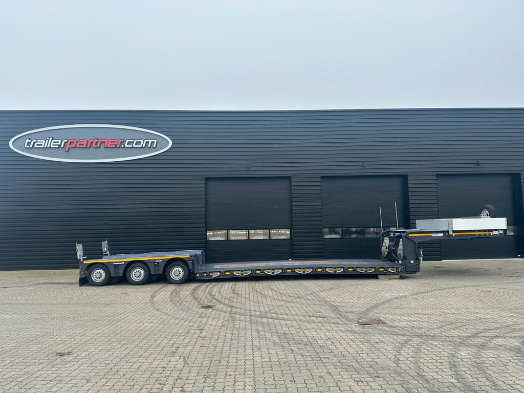 Faymonville Maxtrailer 3 achs. tiefbett / Pendelachsen - Low loader semi-trailer: picture 1 Faymonville Maxtrailer 3 achs. tiefbett / Pendelachsen - Low loader semi-trailer: picture 1
