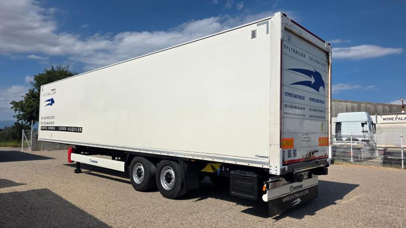 Krone Dry liner (location / rent) - Closed box semi-trailer: picture 2 Krone Dry liner (location / rent) - Closed box semi-trailer: picture 2