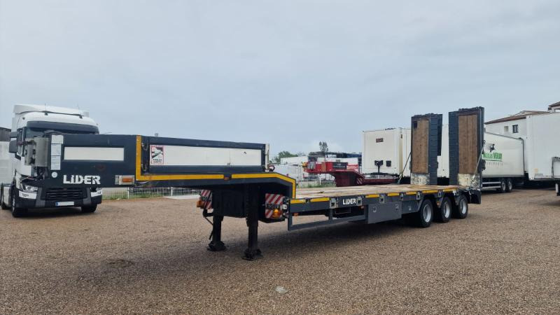 Lider trailer LIDER-3A - Low loader semi-trailer: picture 1 Lider trailer LIDER-3A - Low loader semi-trailer: picture 1