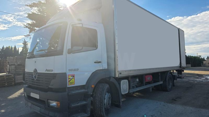 Mercedes Atego 1823 - Refrigerator truck: picture 5 Mercedes Atego 1823 - Refrigerator truck: picture 5