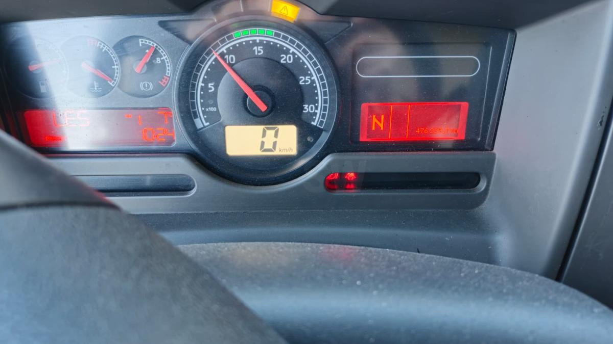 Refrigerator truck Renault Premium 270 DXI: picture 19 Refrigerator truck Renault Premium 270 DXI: picture 19