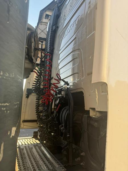 Volvo FH 500 - Tractor unit: picture 4 Volvo FH 500 - Tractor unit: picture 4