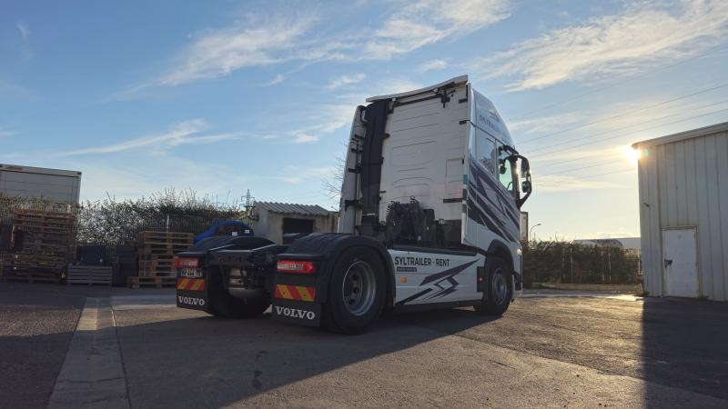 Volvo FH 500 Globetrotter XXL (Location / Rent) - Tractor unit: picture 4 Volvo FH 500 Globetrotter XXL (Location / Rent) - Tractor unit: picture 4