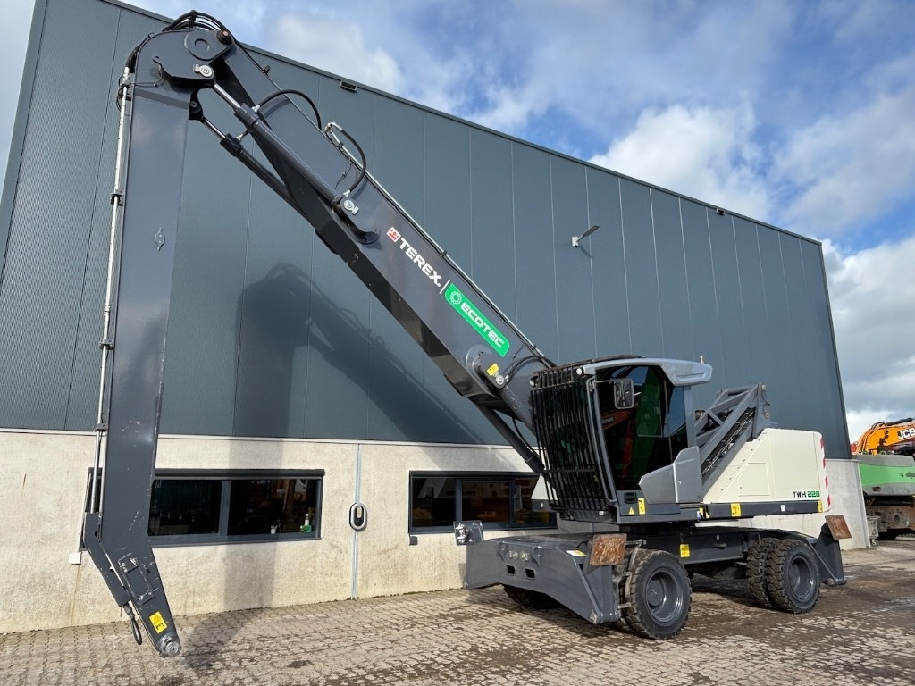 Fuchs MHL 340 F - MHL340 Terex Ecotec TWH228 - Waste/ Industry handler: picture 4 Fuchs MHL 340 F - MHL340 Terex Ecotec TWH228 - Waste/ Industry handler: picture 4