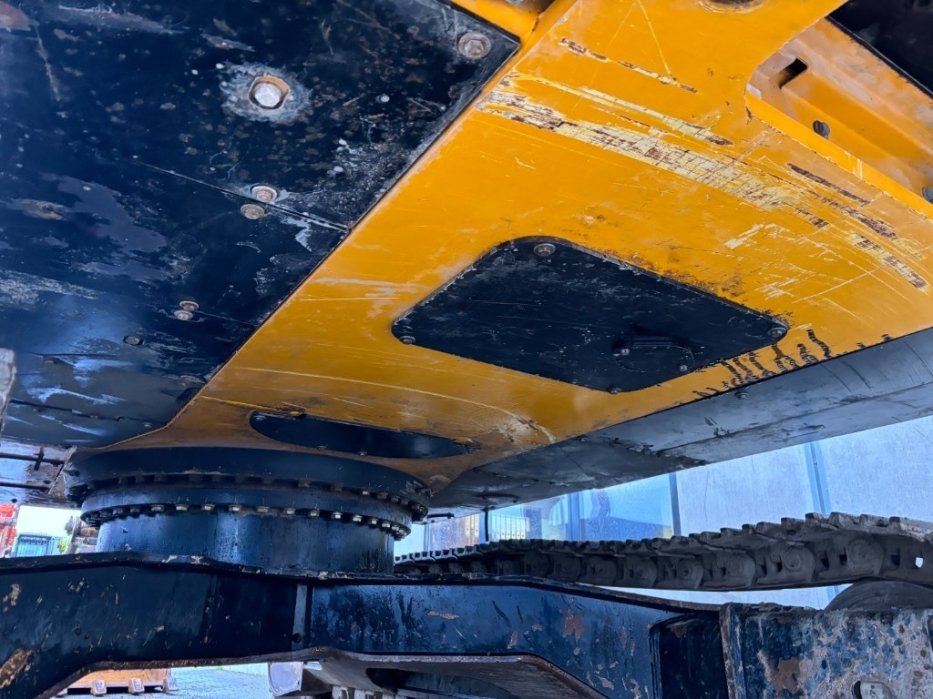 Crawler excavator JCB JS370LC -- JS 370 LC -- Full options: picture 17