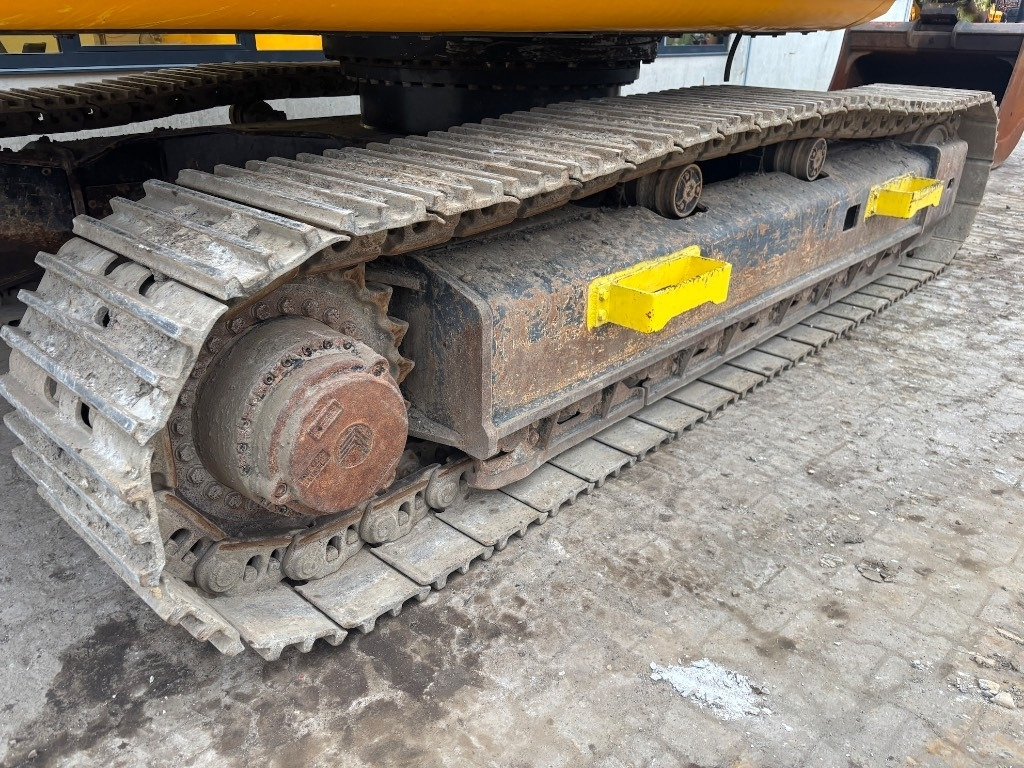 Crawler excavator JCB JS370LC -- JS 370 LC -- Full options: picture 16