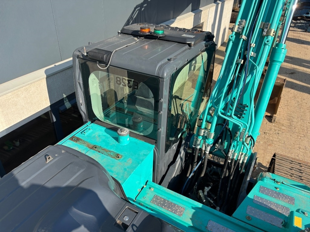 Crawler excavator Kobelco SK 210 LC-10 - Kobelco SK210: picture 33