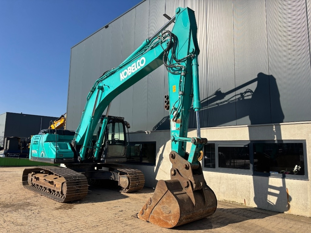 Crawler excavator Kobelco SK 210 LC-10 - Kobelco SK210: picture 10