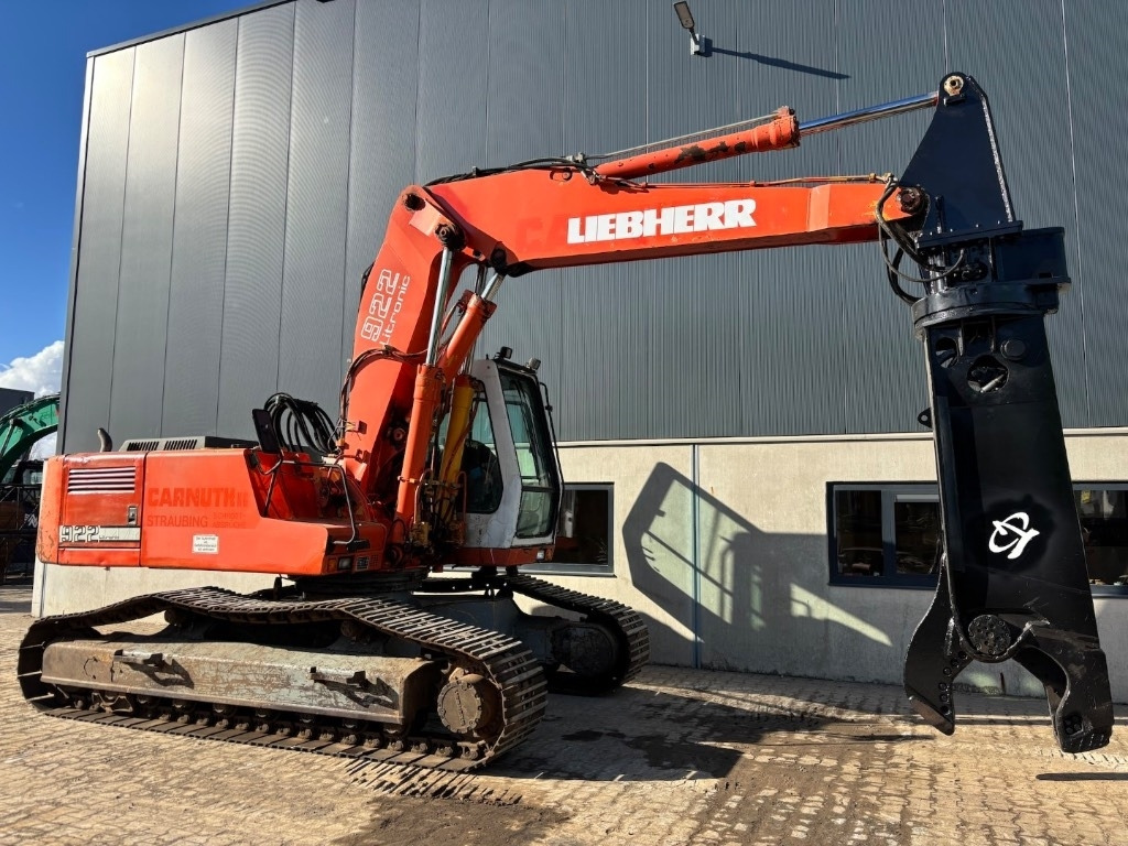 Crawler excavator Liebherr R 922 HD S L with LaBounty Shear: picture 7