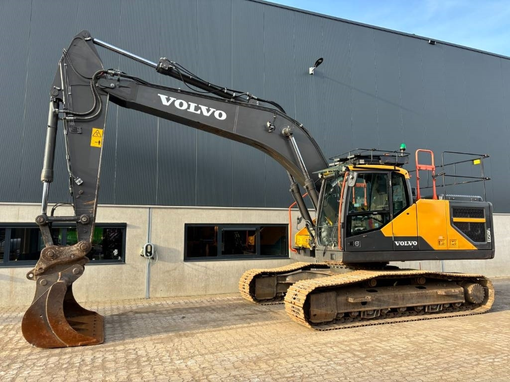 Crawler excavator Volvo EC250EL -- EC 250 EL - EC 250 E - EC250E - EC250: picture 1