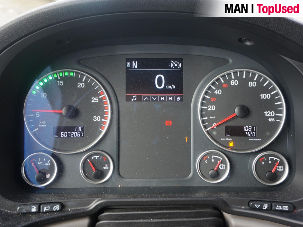 MAN TGX 18.420 4X2 BLS - Tractor unit: picture 4 MAN TGX 18.420 4X2 BLS - Tractor unit: picture 4