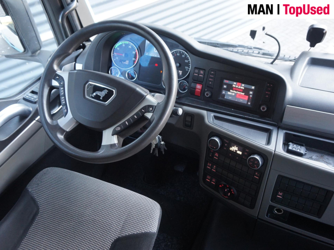 MAN TGX 18.420 4X2 BLS / PTO / EURO 6 - Tractor unit: picture 4 MAN TGX 18.420 4X2 BLS / PTO / EURO 6 - Tractor unit: picture 4