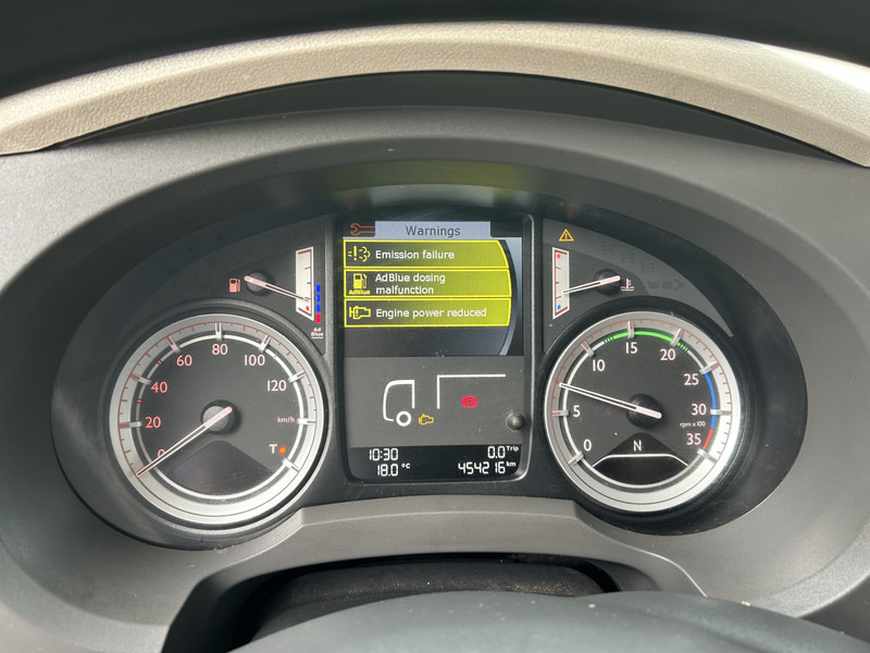 DAF LF 210 FA / 12 Ton / 454 dkm / Pritsch-Plane / LBW / APK TUV 11-25 - Curtainsider truck: picture 4 DAF LF 210 FA / 12 Ton / 454 dkm / Pritsch-Plane / LBW / APK TUV 11-25 - Curtainsider truck: picture 4