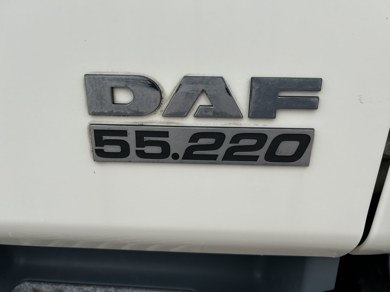 Box truck DAF LF55 220 Euro 4 / 12 Ton / 673 dkm / Box / Loadlift / APK TUV 01-26: picture 20