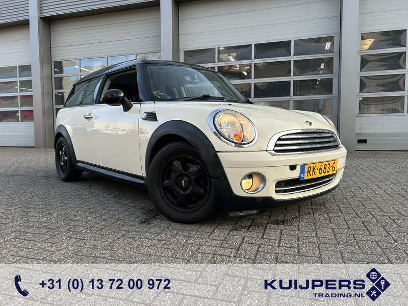MINI Clubman 1.6 Cooper RHD / Airco / APK TUV 11-25 - Car: picture 1 MINI Clubman 1.6 Cooper RHD / Airco / APK TUV 11-25 - Car: picture 1
