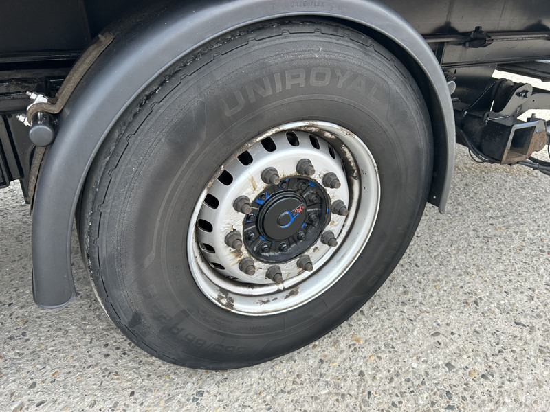 Curtainsider semi-trailer Renders ROC 12.18 / Curtainside / Loadlift / Lift + Steer Axle / Side Boards: picture 14
