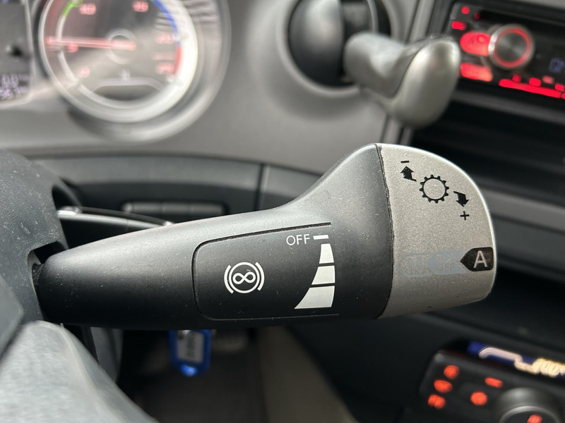 DAF CF 410 FT Space Cab / 717 dkm / Euro 6D / APK TUV 09-26 - Tractor unit: picture 5 DAF CF 410 FT Space Cab / 717 dkm / Euro 6D / APK TUV 09-26 - Tractor unit: picture 5