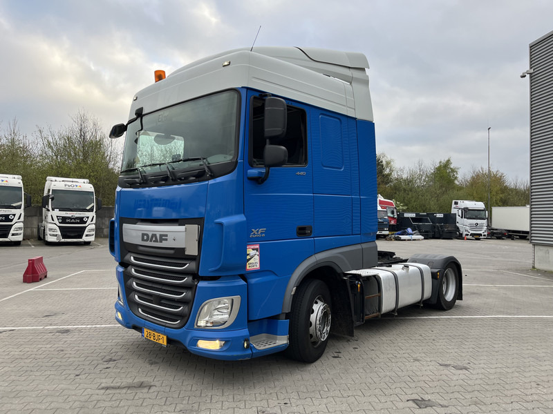 Tractor unit DAF XF 440 FT SC / Mega - Low Deck / 837 dkm / 2 Tanks / Stand Klima / Tacho V2: picture 20