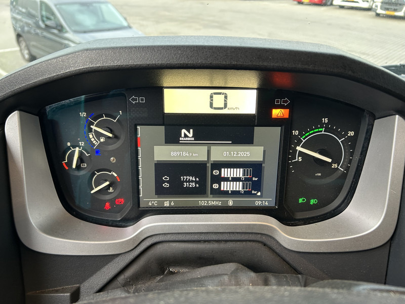 Renault T 460 / Sleeper Cab / 889 dkm / 2 Tanks / APK TUV 11-26 - Tractor unit: picture 5 Renault T 460 / Sleeper Cab / 889 dkm / 2 Tanks / APK TUV 11-26 - Tractor unit: picture 5