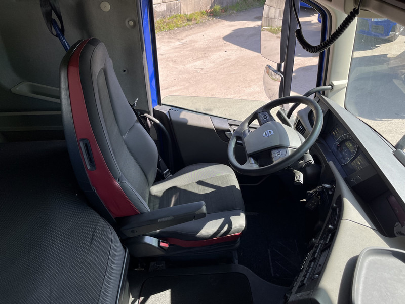 Volvo FH 420 Globetrotter / 921 dkm / 2 Tanks / VEB+ / APK TUV 05-25 - Tractor unit: picture 3 Volvo FH 420 Globetrotter / 921 dkm / 2 Tanks / VEB+ / APK TUV 05-25 - Tractor unit: picture 3