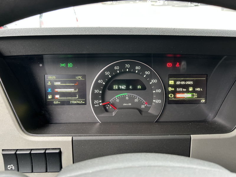 Volvo FM 370 Globetrotter / 770 dkm / 2 Tanks / APK TUV 07-25 - Tractor unit: picture 4 Volvo FM 370 Globetrotter / 770 dkm / 2 Tanks / APK TUV 07-25 - Tractor unit: picture 4