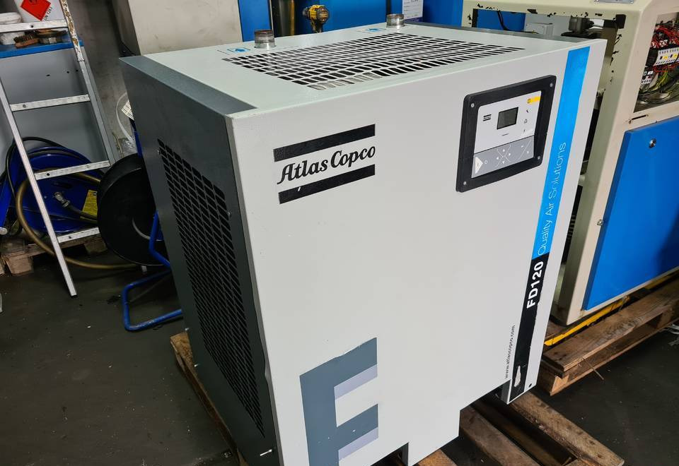 OSUSZACZ ZIĘBNICZY ATLAS COPCO FD 120 7,2m3 - Air compressor: picture 1 OSUSZACZ ZIĘBNICZY ATLAS COPCO FD 120 7,2m3 - Air compressor: picture 1