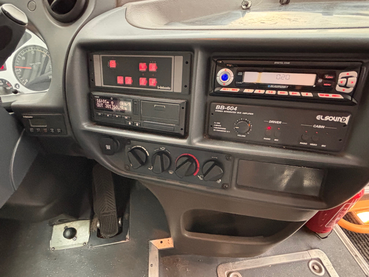 Suburban bus IVECO irisbus crosway: picture 19