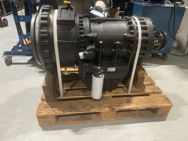 Volvo PT2519 22418, 22419 - Gearbox for Articulated dumper: picture 1 Volvo PT2519 22418, 22419 - Gearbox for Articulated dumper: picture 1
