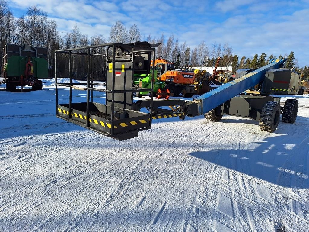 Genie S 65 - Articulated boom: picture 3 Genie S 65 - Articulated boom: picture 3