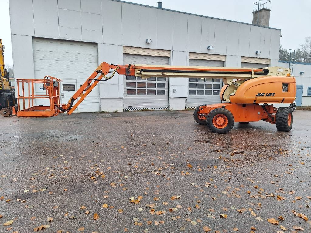 JLG 660 SJ 4x4x4 - Articulated boom: picture 1 JLG 660 SJ 4x4x4 - Articulated boom: picture 1