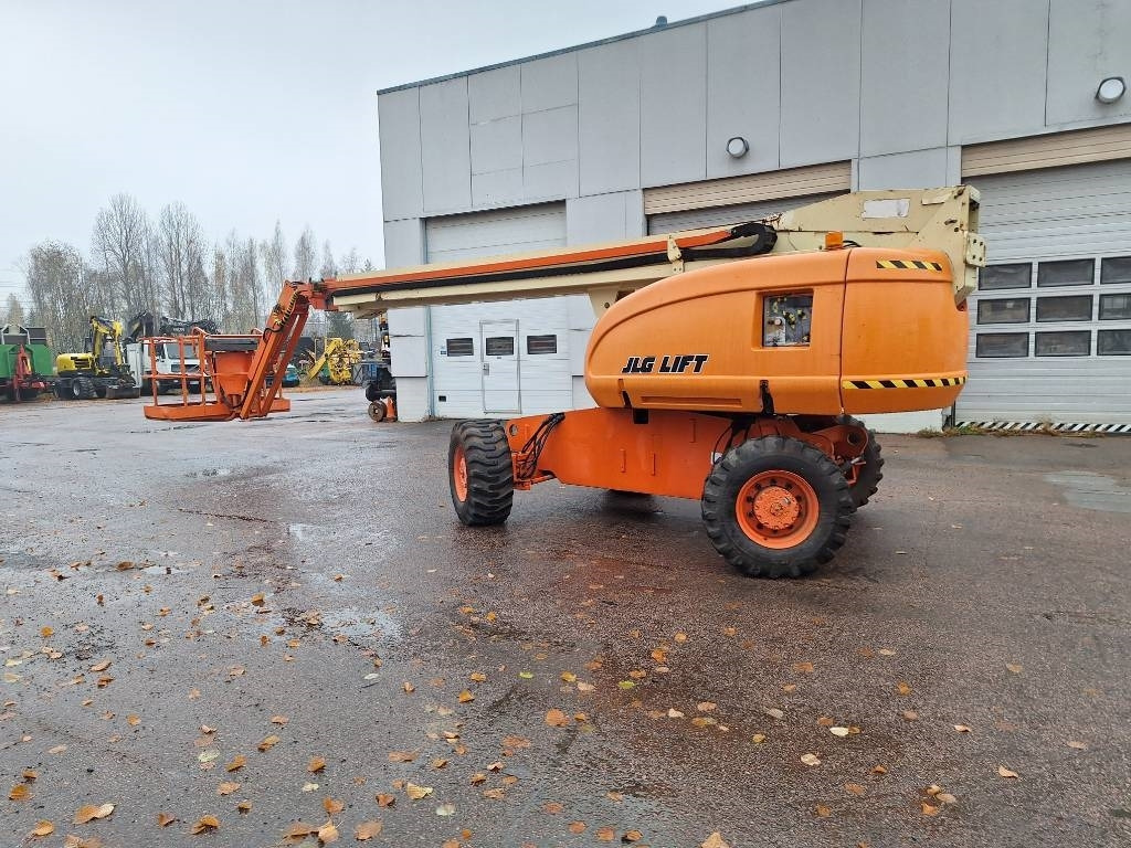 JLG 660 SJ 4x4x4 - Articulated boom: picture 5 JLG 660 SJ 4x4x4 - Articulated boom: picture 5