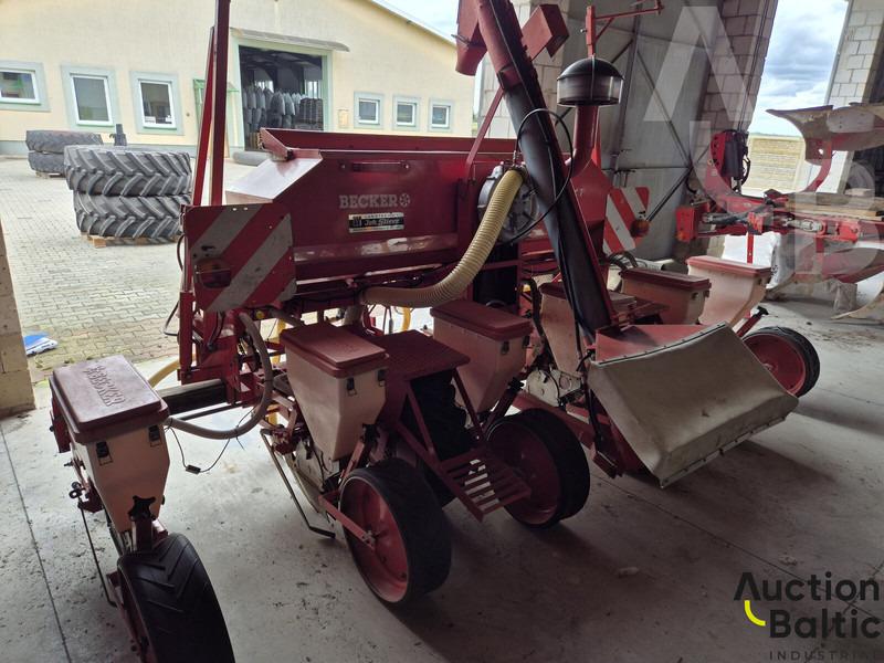 Becker Aeromat T 6 - Precision sowing machine: picture 2 Becker Aeromat T 6 - Precision sowing machine: picture 2